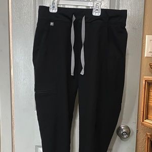 COPY - Figs Technical Collection scrub Joggers XS